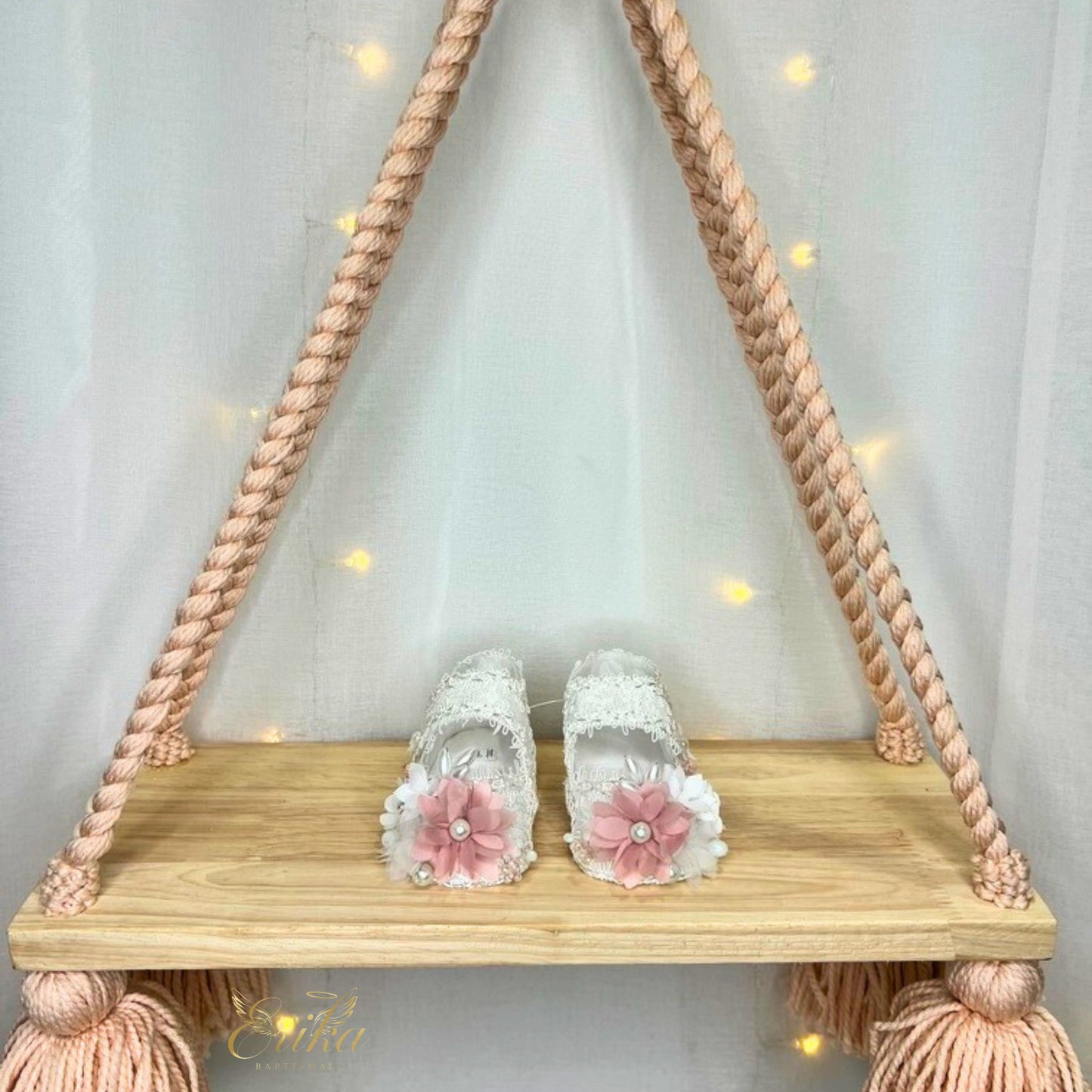 Soft-soled baby girl baptism shoes