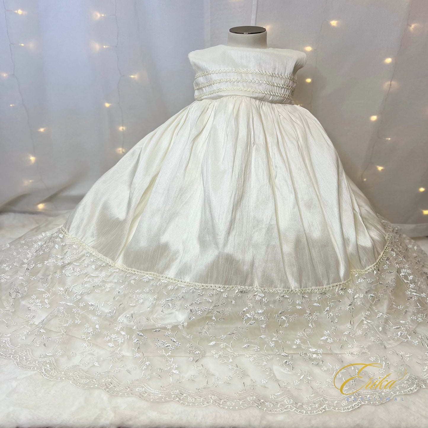 Sara Christening Gown & Bonnet