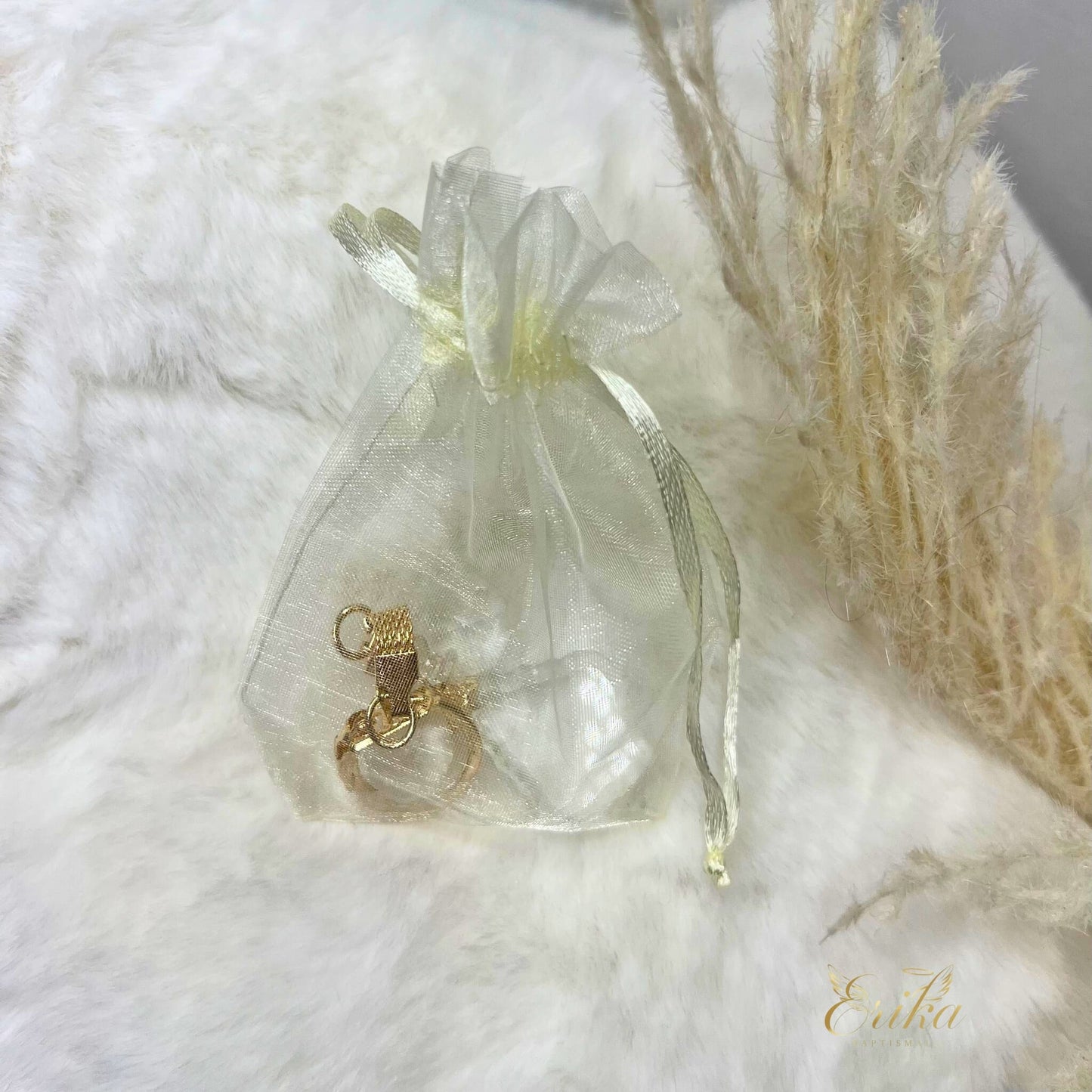 Guardian angel keychain in a tulle bag for christening guests by Erika Baptismal